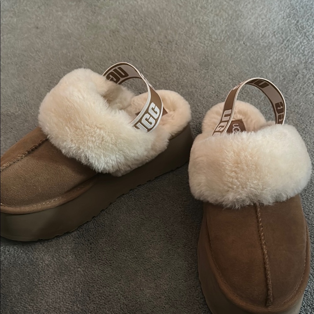 UGG Women's Funkette Slipper